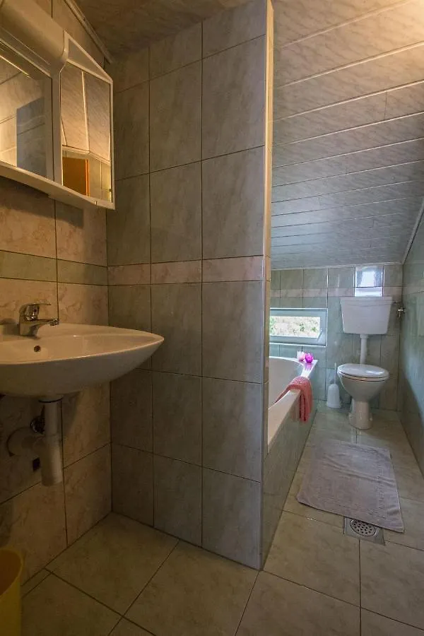 Tajci Apartment Jadranovo 0*,